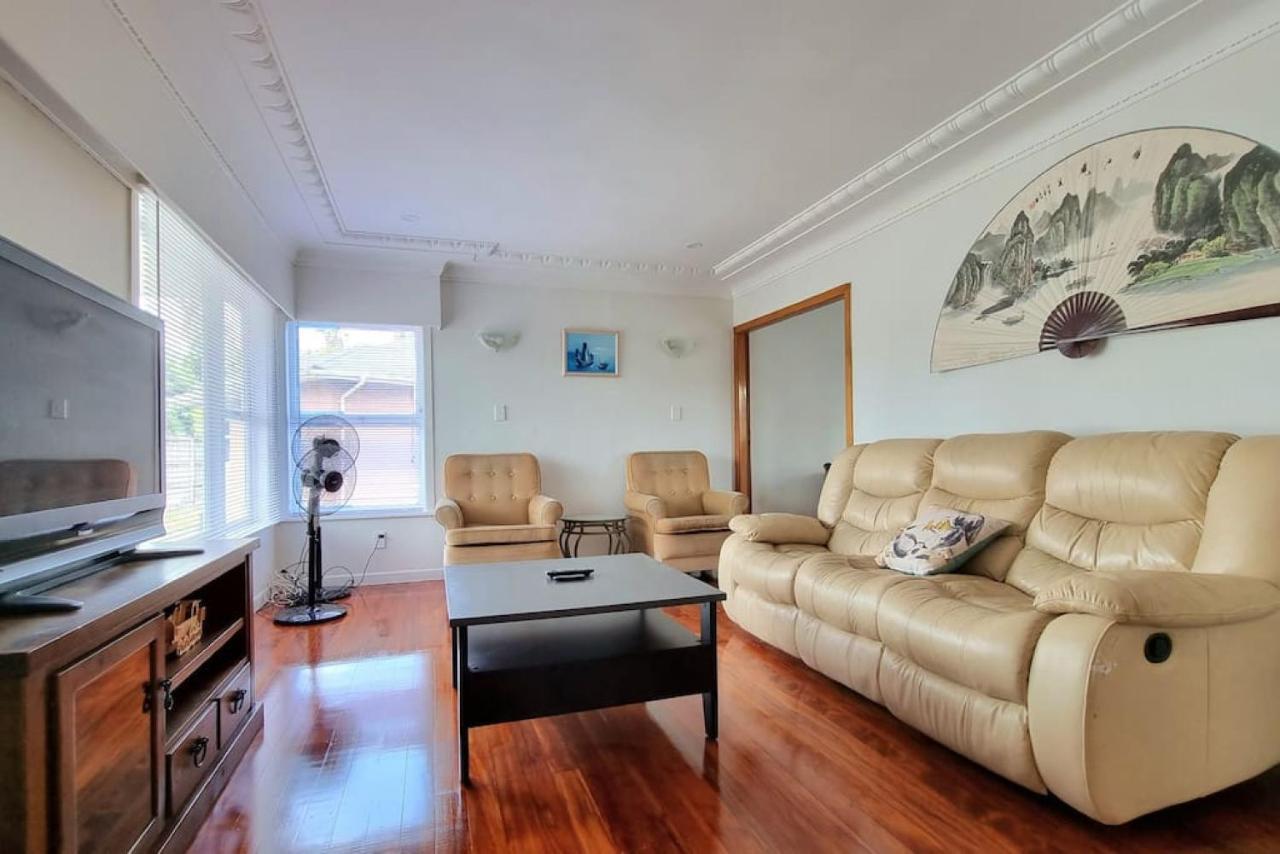 Family Gem In Hillsborough With Free Parking Apartment โอ๊คแลนด์ ภายนอก รูปภาพ